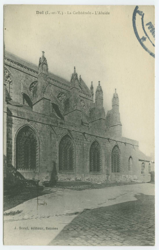 Carte postale ancienne Dol (I.-et-V.) - la Cathédrale - L'Abside.