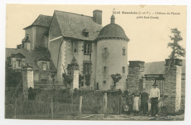 Carte postale ancienne 3718 Dourdain (I.-et-V.) - Château du Plessix (côté Sud-Ouest).