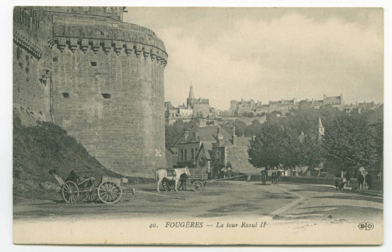 Carte postale ancienne 40. Fougeres _ La tour Raoul Ii.
