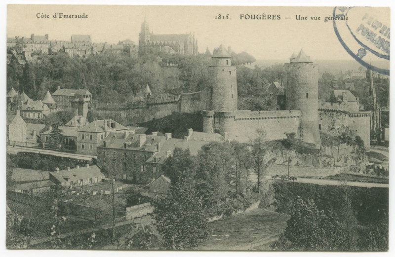 Carte postale ancienne 1815. Fougeres _ Une Vue Generale.