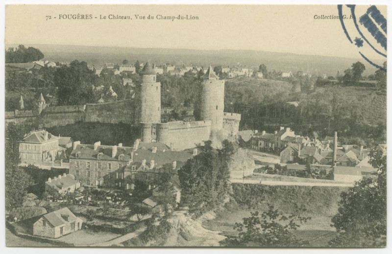 Carte postale ancienne 72 - Fougeres - Le Château. Vue du Champ-du-Lion.