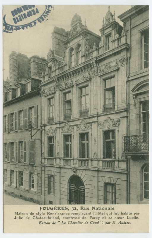 Carte postale ancienne FOUGERES, 32, Rue Nationale.