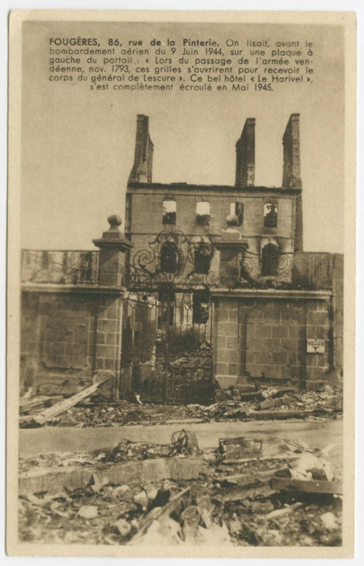 Carte postale ancienne FOUGERES, 86, Rue de la Pinterie.