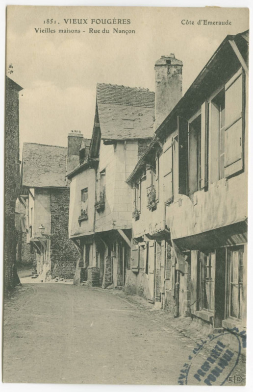 Carte postale ancienne 1851. Vieux Fougeres. Vieilles maisons - Rue du Nançon.