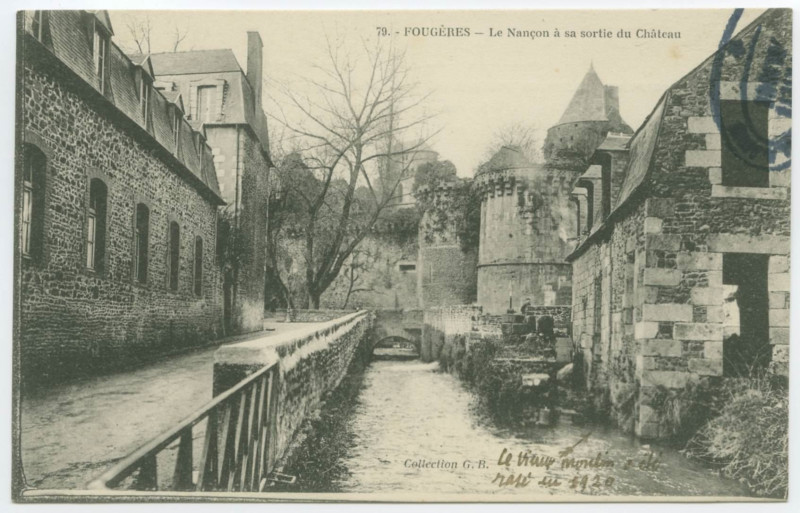 Carte postale ancienne 79. - Fougeres - Le Nançon à sa sortie du Château.