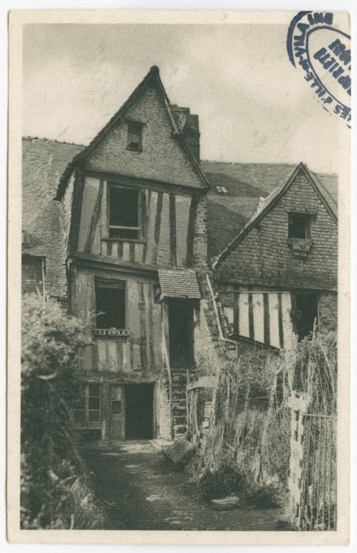Carte postale ancienne 117  Fougeres (Ille-et-Vilaine) - Vieilles maisons du XVIe siècle.