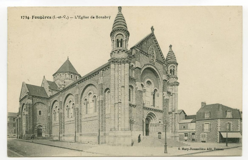 Carte postale ancienne 1734 Fougeres - L'église de Bonabry.