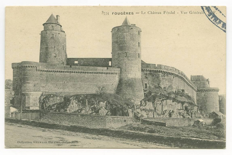 Carte postale ancienne 3774 Fougeres - Le Château Féodal - Vue Generale G. F.