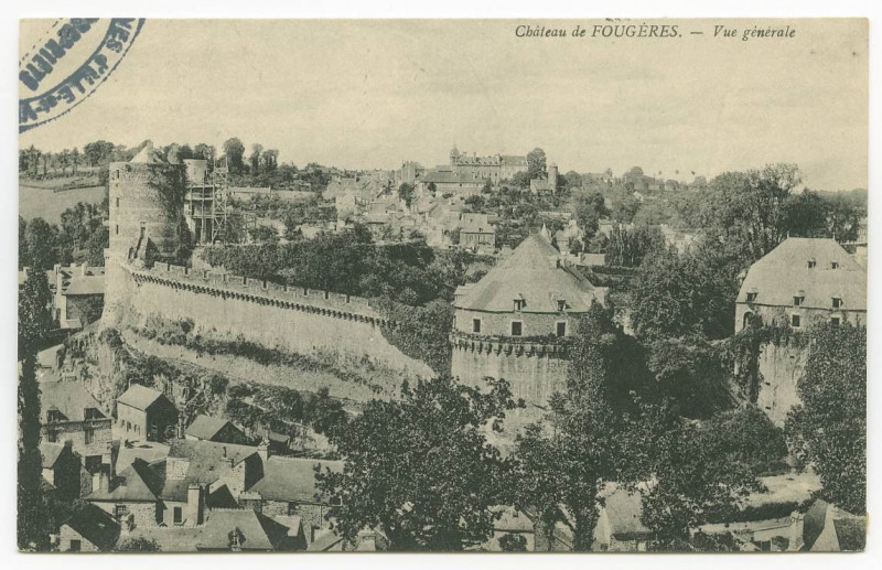 Carte postale ancienne Château de Fougeres. - Vue Generale.