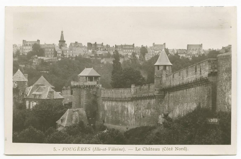 Carte postale ancienne 5. - Fougeres (Ille-et-Vilaine). - Le Château (Côté Nord).