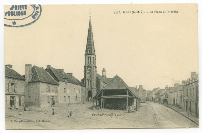 Carte postale ancienne 2127. Gaël (I.-et-V.) - La Place du Marché.