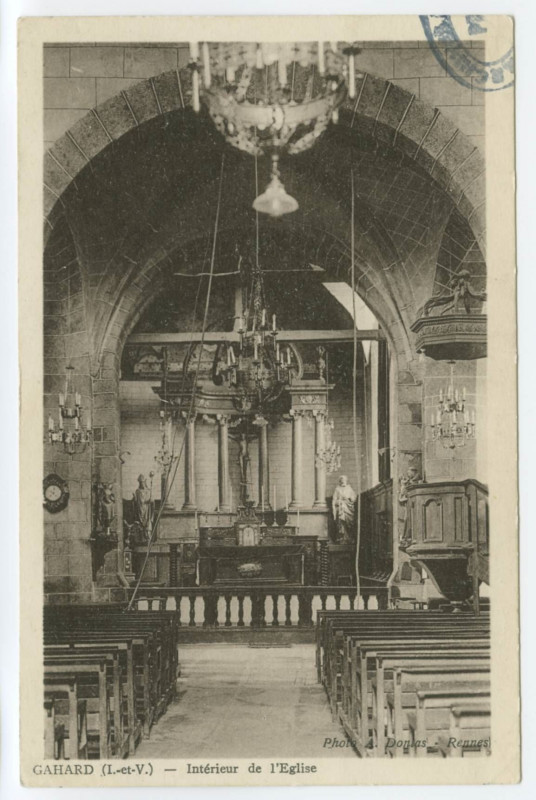 Carte postale ancienne Gahard (I.-et-V.) - Intérieur de l'Eglise.