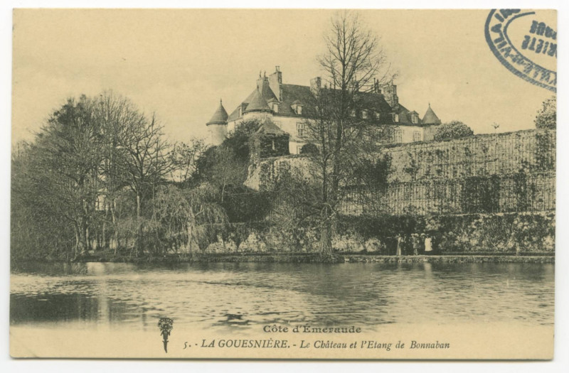 Carte postale ancienne 5. - La Gouesniere. - Le Château et l'Etang de Bonnaban.
