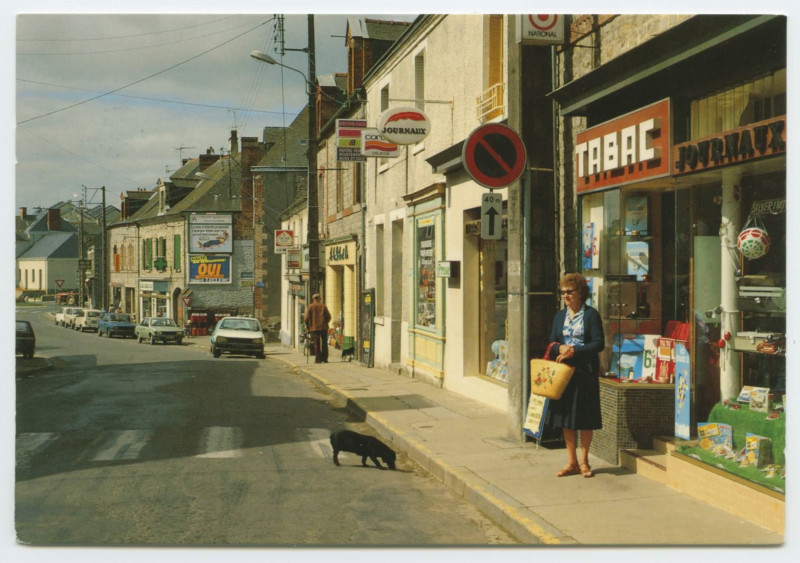 Carte postale ancienne Guichen (I.-et-V.), La Rue du Général Leclerc.