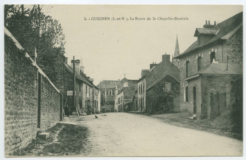 Carte postale ancienne 3. - Guignen (I.-et-V.). La Route de la Chapelle-Bouëxie.