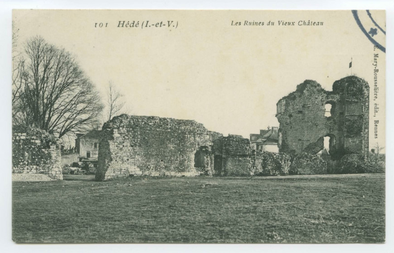 Carte postale ancienne 101  Hédé (I.-et-V.). Les Ruines du Vieux Château.