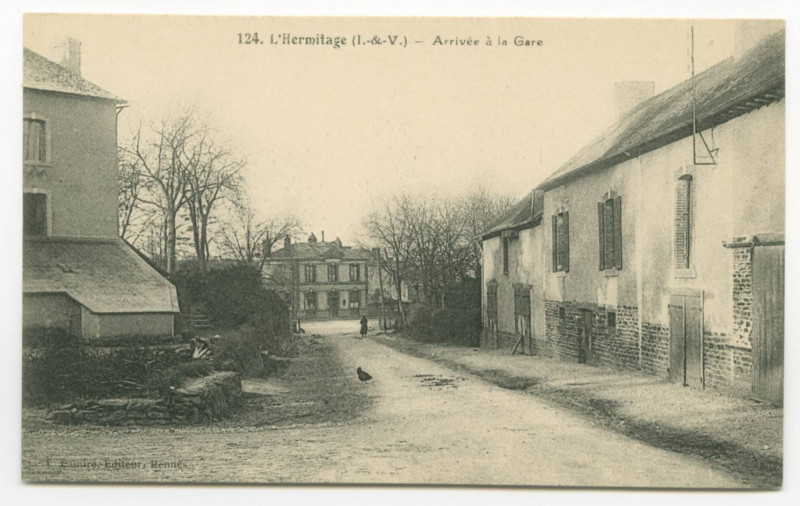 Carte postale ancienne 124. L'Hermitage (I.-&-V.) - Arrivée à la Gare.