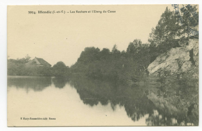 Carte postale ancienne 3954. Iffendic (I.-et-V.) - Les Rochers et l'Etang du Casse.