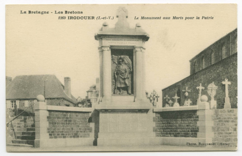 Carte postale ancienne 1269 Irodouer (I.-et-V.). Le Monument aux Morts pour la Patrie.