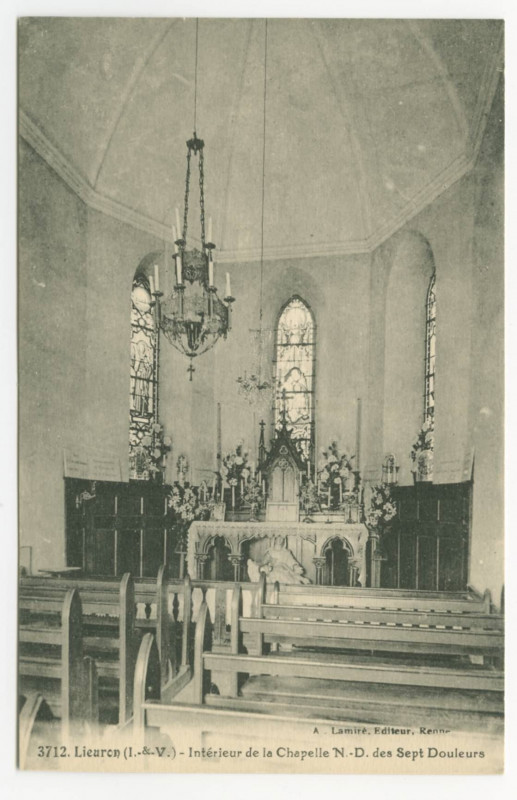 Carte postale ancienne 3712. Lieuron (I.-&-V.) - Intérieur de la Chapelle N.-D. des Sept Douleurs.