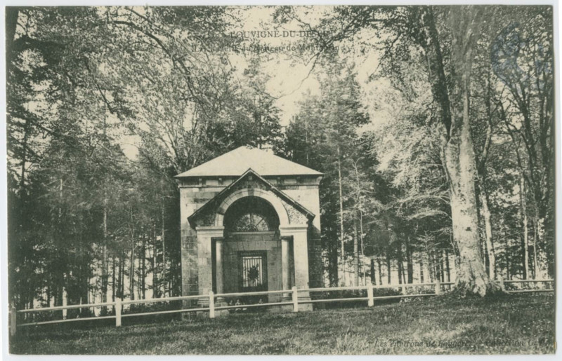 Carte postale ancienne 30. - Louvigne-Du-Desert - La Chapelle du château de Monthorin.