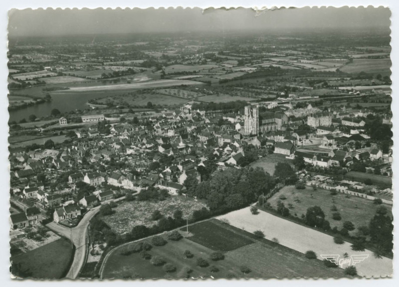 Carte postale ancienne 11 Martigne-Ferchaud (I.-et-V.) - Vue d'ensemble.