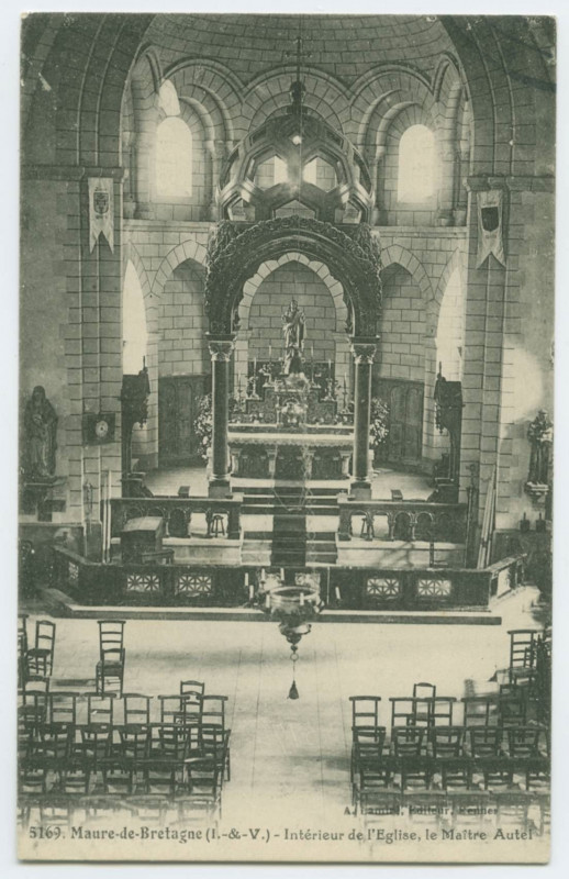 Carte postale ancienne 5169. Maure-de-Bretagne (I.-&-V.) - Intérieur de l'Eglise, le Maître Autel.