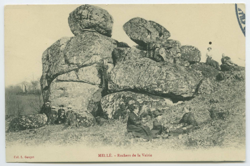 Carte postale ancienne Melle.- Rocher de la Vairie.