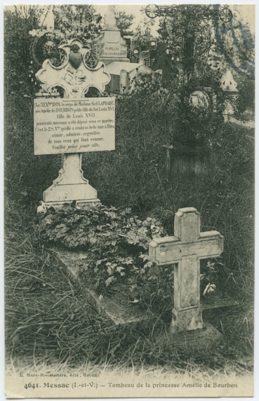 Carte postale ancienne 4641. Messac (I.-et-V.)_ Tombeau de la princesse Amelie de Bourdon
