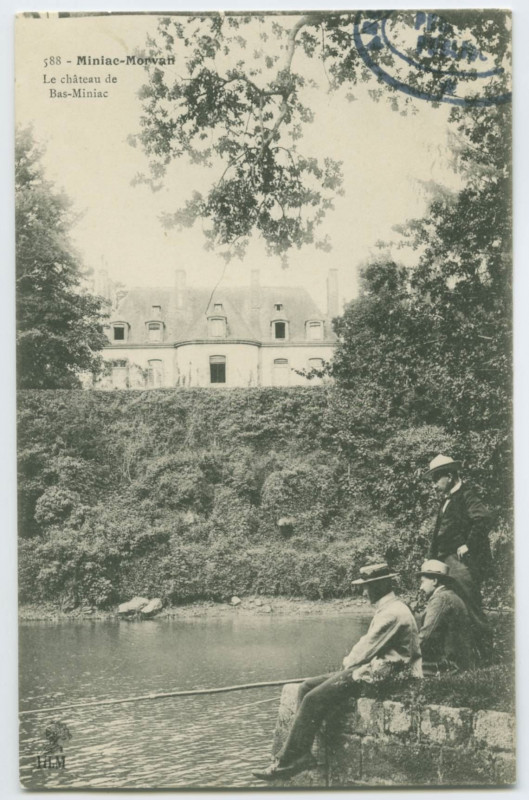 Carte postale ancienne 588 - Miniac-Morvan Le château de Bas-Miniac