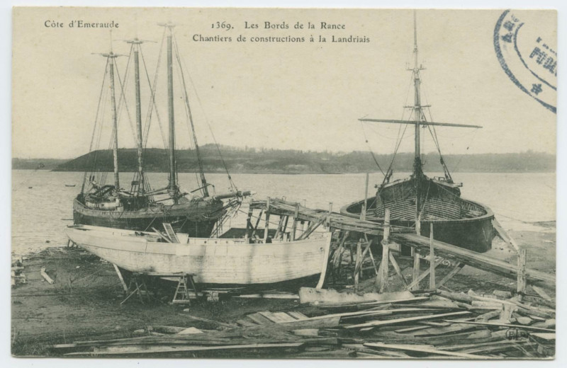 Carte postale ancienne Côte d'Emeraude 1369. Les Bords de la Rance Chantiers de construction à la Landrais