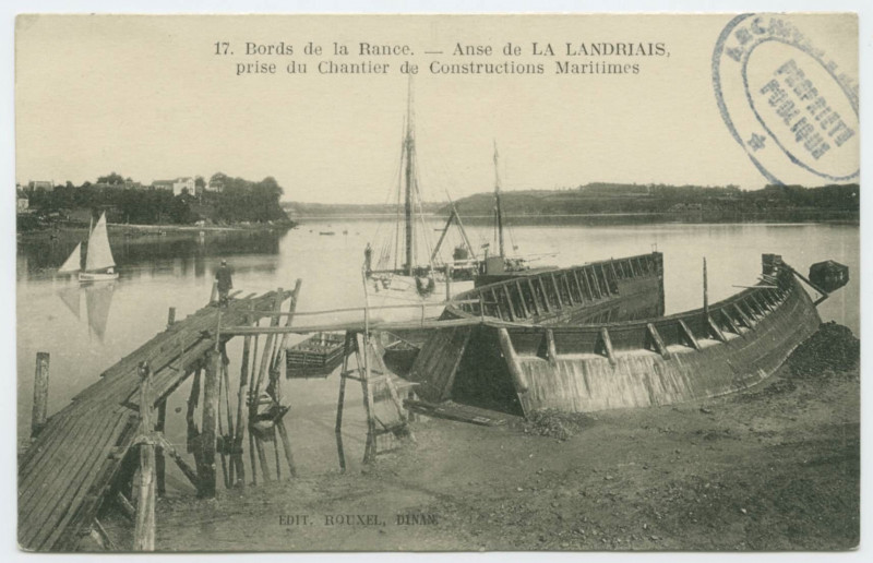 Carte postale ancienne 17. Bords de la Rance. - Anse de La LANDRAIS, prise du chantier de constructions Maritimes