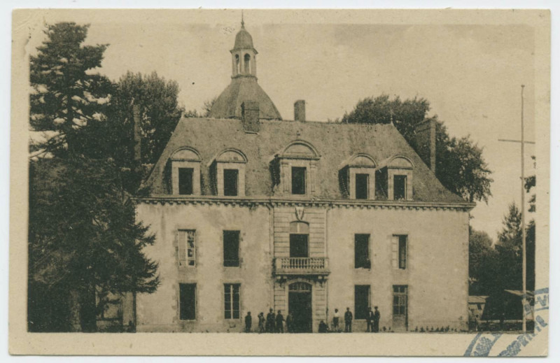 Carte postale ancienne Montauban-de-Bretagne. Le château de la Ribaudière