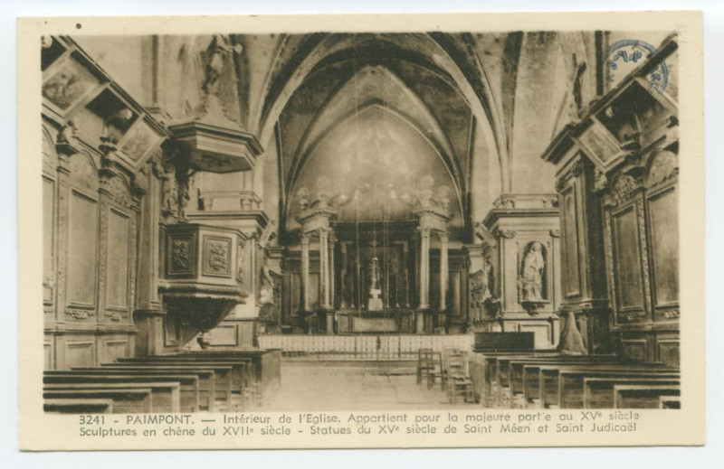 Carte postale ancienne 3241 - Paimpont. - Intérieur de l 'Eglise. Appartient pour la majeure partie au XVe siècle - Sculpture en chêne du XVIIe siècle - Statues du XVe s