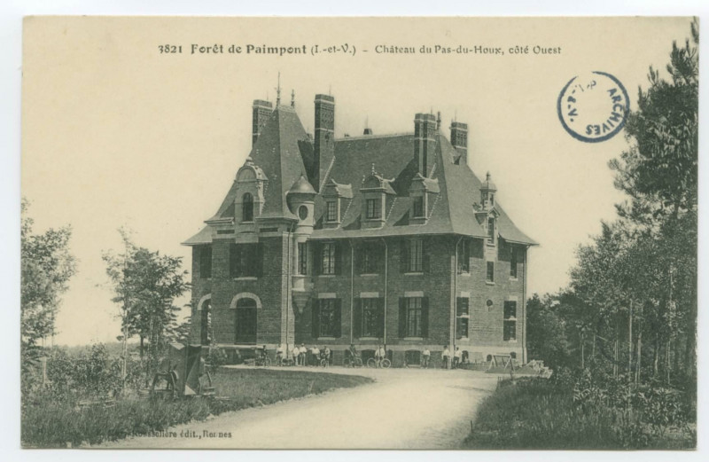 Carte postale ancienne 3821  Forêt de Paimpont (I.-et-V.) - Château du Pas-du-Houx, côté Ouest.