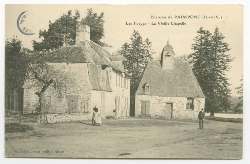 Carte postale ancienne Environs de Paimpont (Il.-et-V.). Les Forges - La Vieille Chapelle.