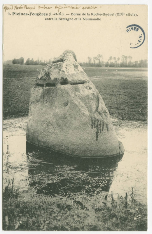 Carte postale ancienne 2. Pleine-Fougères (I.-et-V.). - Borne de la Roche-Buquet (XIVe siècle), entre la Bretagne et la Normandie.