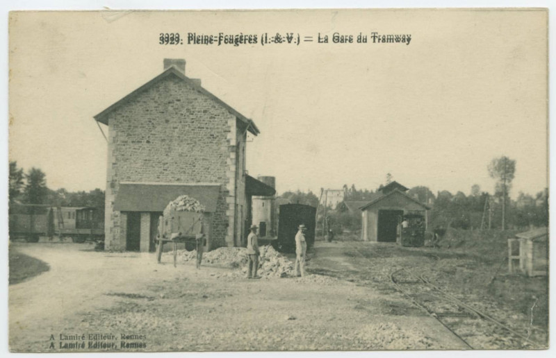 Carte postale ancienne 3929. Pleine-Fougères (I.-&-V.) - La Gare du Tramway.