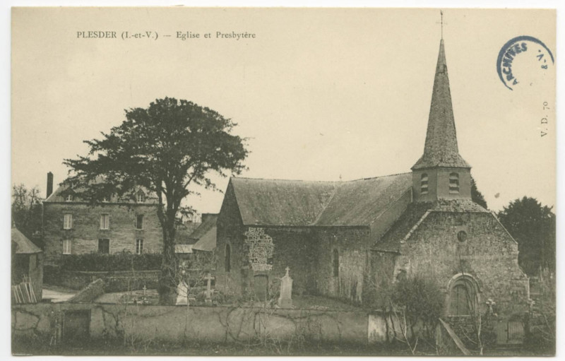 Carte postale ancienne Plesder (I.-et-V.) - Eglise et Presbytère