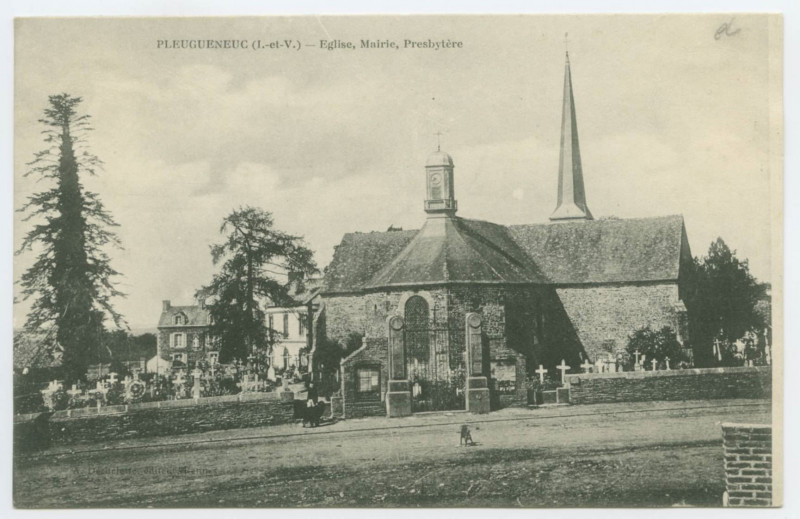 Carte postale ancienne Pleugueneuc (I.-et-V.) - Eglise, Mairie, Presbytère.