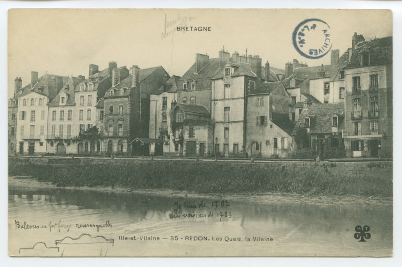 Carte postale ancienne Ille-et-Vilaine - 35 - REDON, les Quais , la Vilaine.