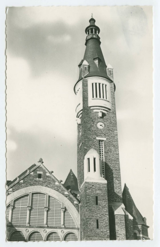 Carte postale ancienne Eglise Ste Jeanne d'Arc - Rennes (I.-et-V.) Le Clocher.