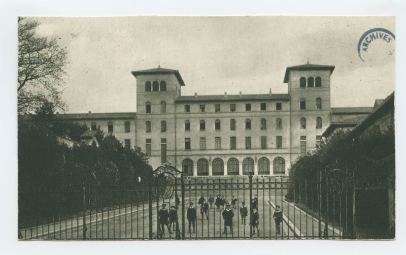Carte postale ancienne [RENNES.- Institution Saint-Vincent]