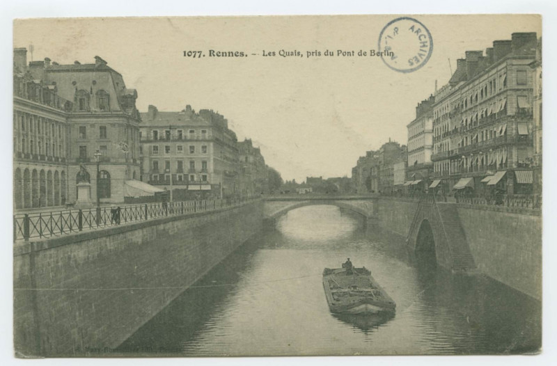 Carte postale ancienne 1077. Rennes. - Les Quais, pris du Pont de Berlin.