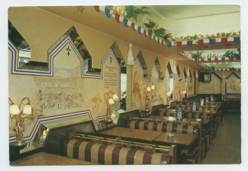 Carte postale ancienne Le Surcouf - Hôtel-Brasserie-Self