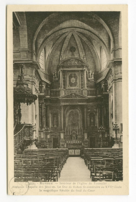 Carte postale ancienne 4435. - Rennes - Intérieur de l'Eglise de la Toussaint.