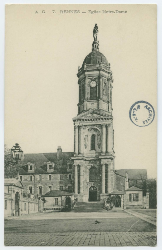Carte postale ancienne A.G.7. Rennes - Eglise Notre-Dame