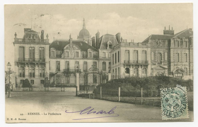Carte postale ancienne 44 - Rennes - La Préfecture