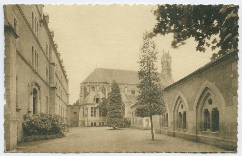 Carte postale ancienne Rennes - Institution Saint-Martin Extérieur de la Chapelle