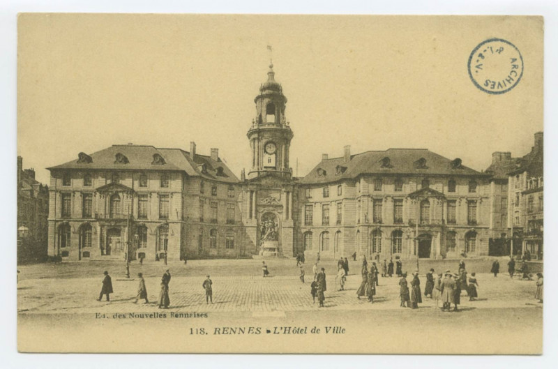 Carte postale ancienne 118. Rennes - L'Hotel De Ville